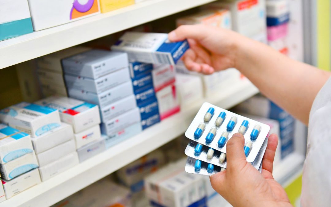 Managing Medications Made Easy: How Parkway Pharmacy Has Your Back